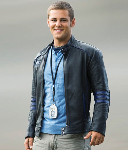 Rpm-Flynn-Mcallistair-Power-Rangers-Leather-Jacket-Front.jpg Flynn Mcallistair Power Rangers Coat - Image 1
